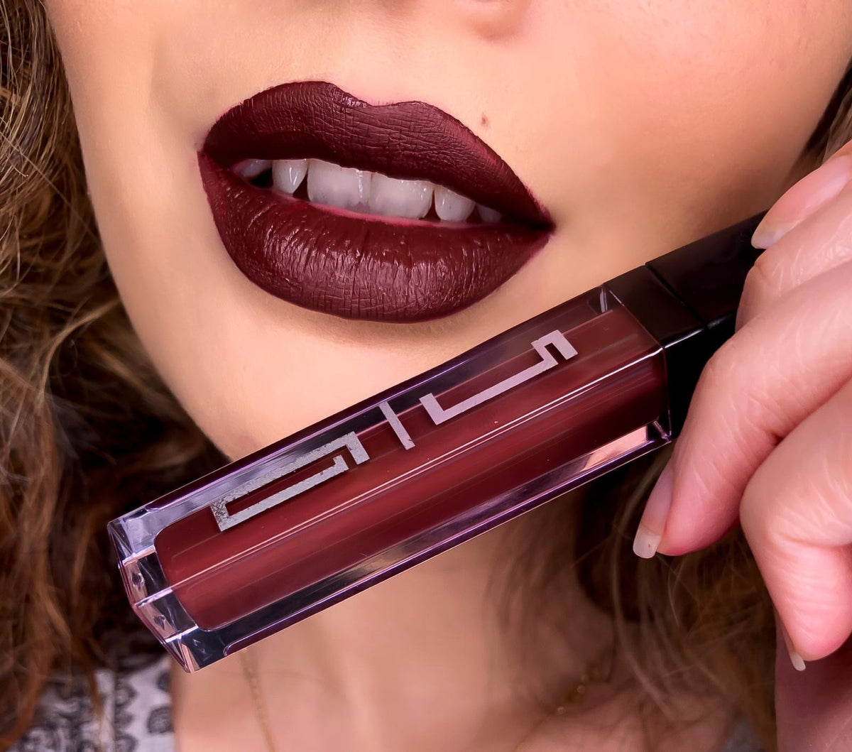Moisturizing Waterproof Matte Liquid Lipstick | Shade 35